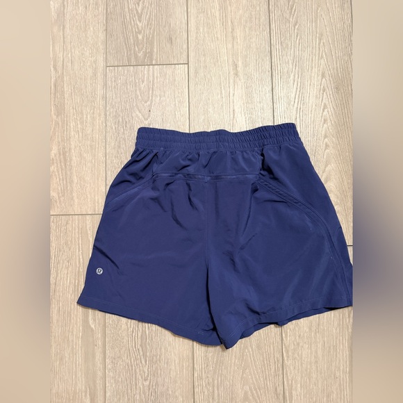 Lululemon track Shorts size medium for women - Picture 2 of 8
